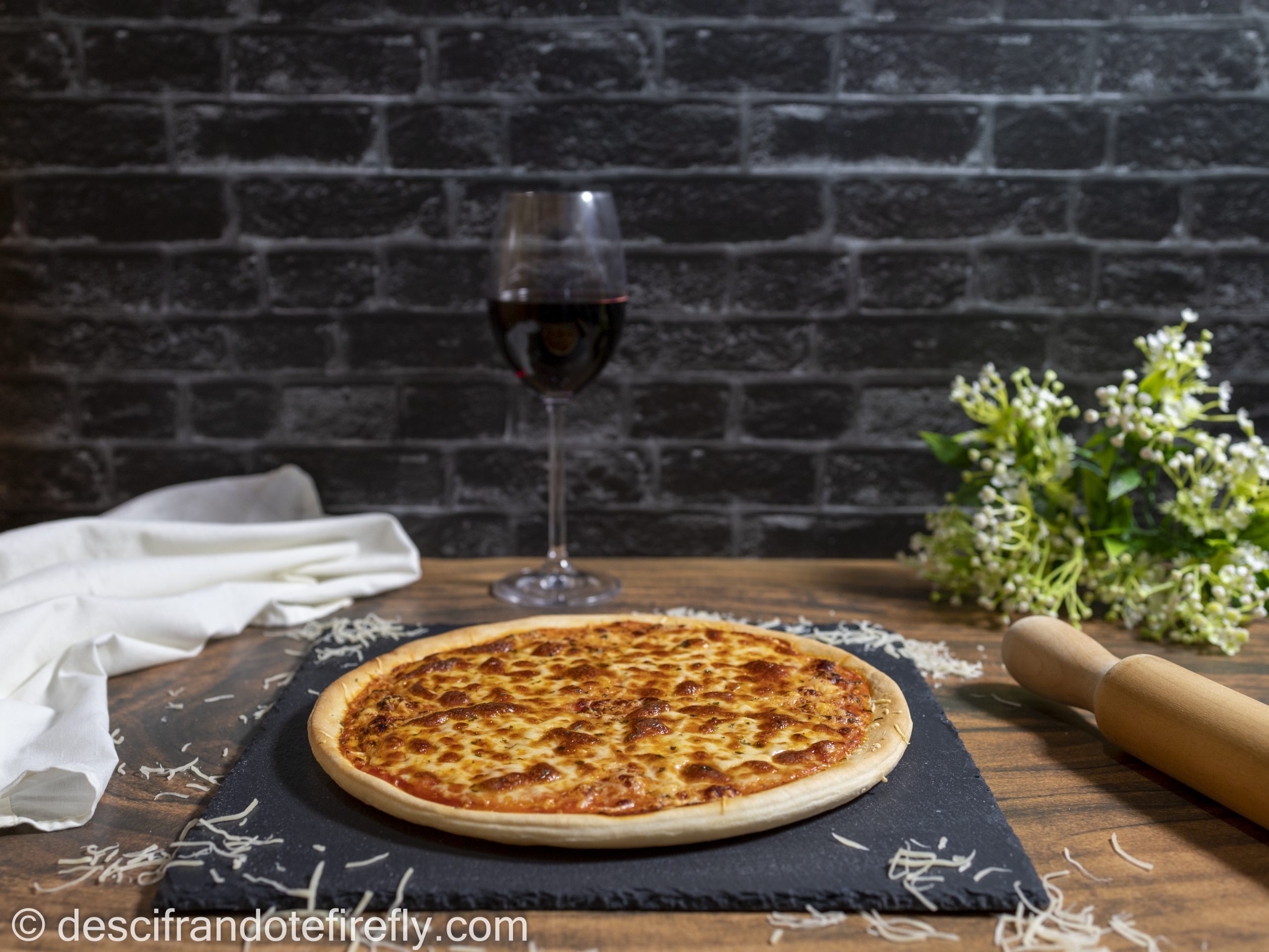 Pizza de queso-2 descifrandotefirefly
